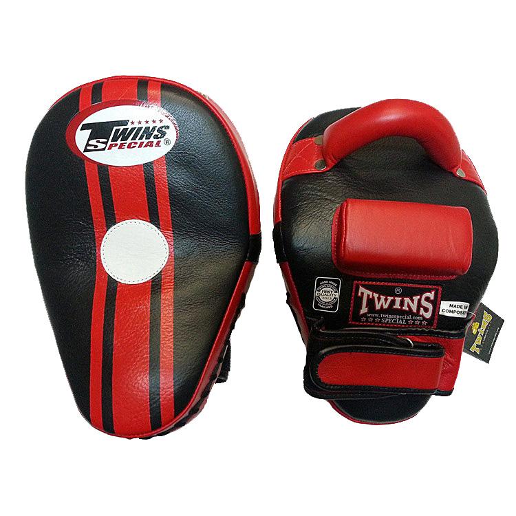 Twins curved strip thai pads